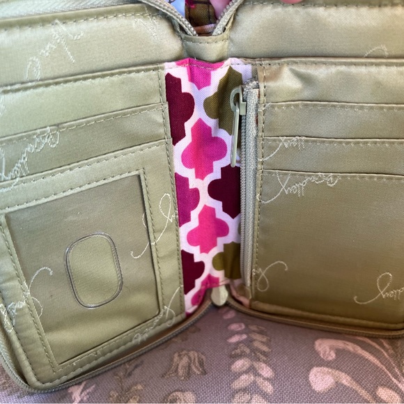 Vera Bradley Hello Dahlia print Crossbody Purse and Matching Wallet Set - Picture 8 of 13
